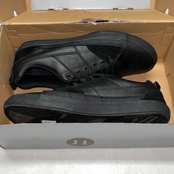 Mens Skechers Black Casual Shoes - Picture 1 of 6
